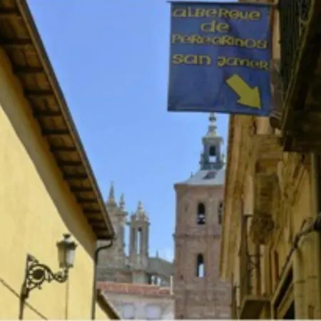 Hostel San Javier - Solo Peregrinos