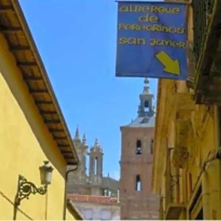 Hostel San Javier - Solo Peregrinos Astorga
